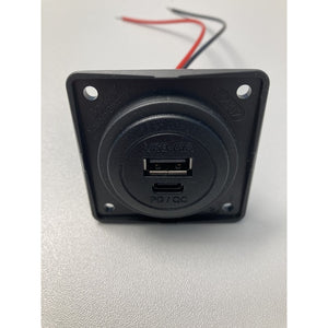 Ladesteckdose 12V USB A+C mit 30W Power Delivery