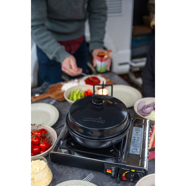 OMNIA Stovetop Pizzaofen – tragbar & kompakt - 8