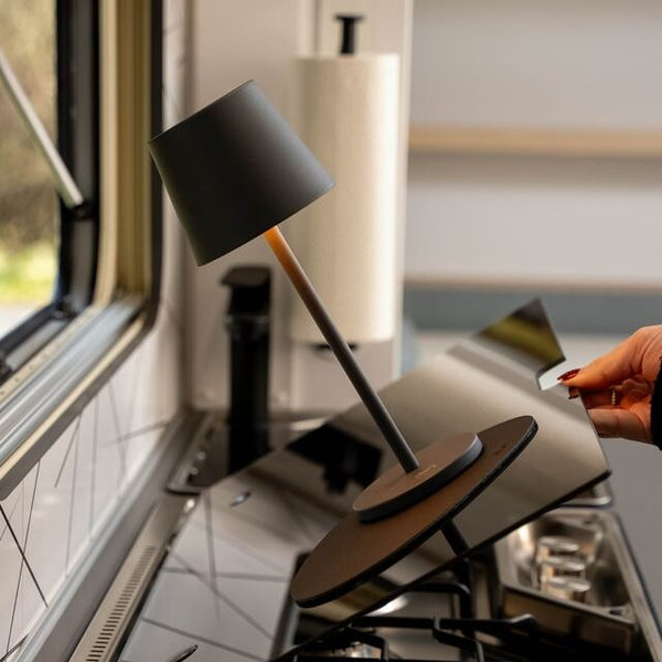 silwy Magnet-Leuchte GREY 25 cm Akku 140 lm 50 h USB-C inkl. Platzset - 6