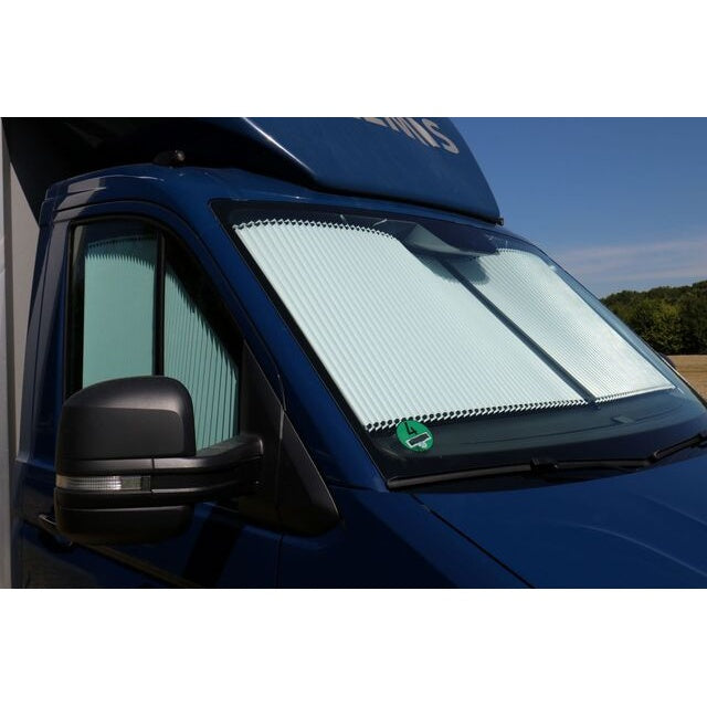 Verdunklungssystem MAN TGE 2019 - REMIfront IV