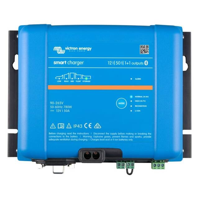 Victron Phoenix Smart IP43 12V/50A Ladegerät
